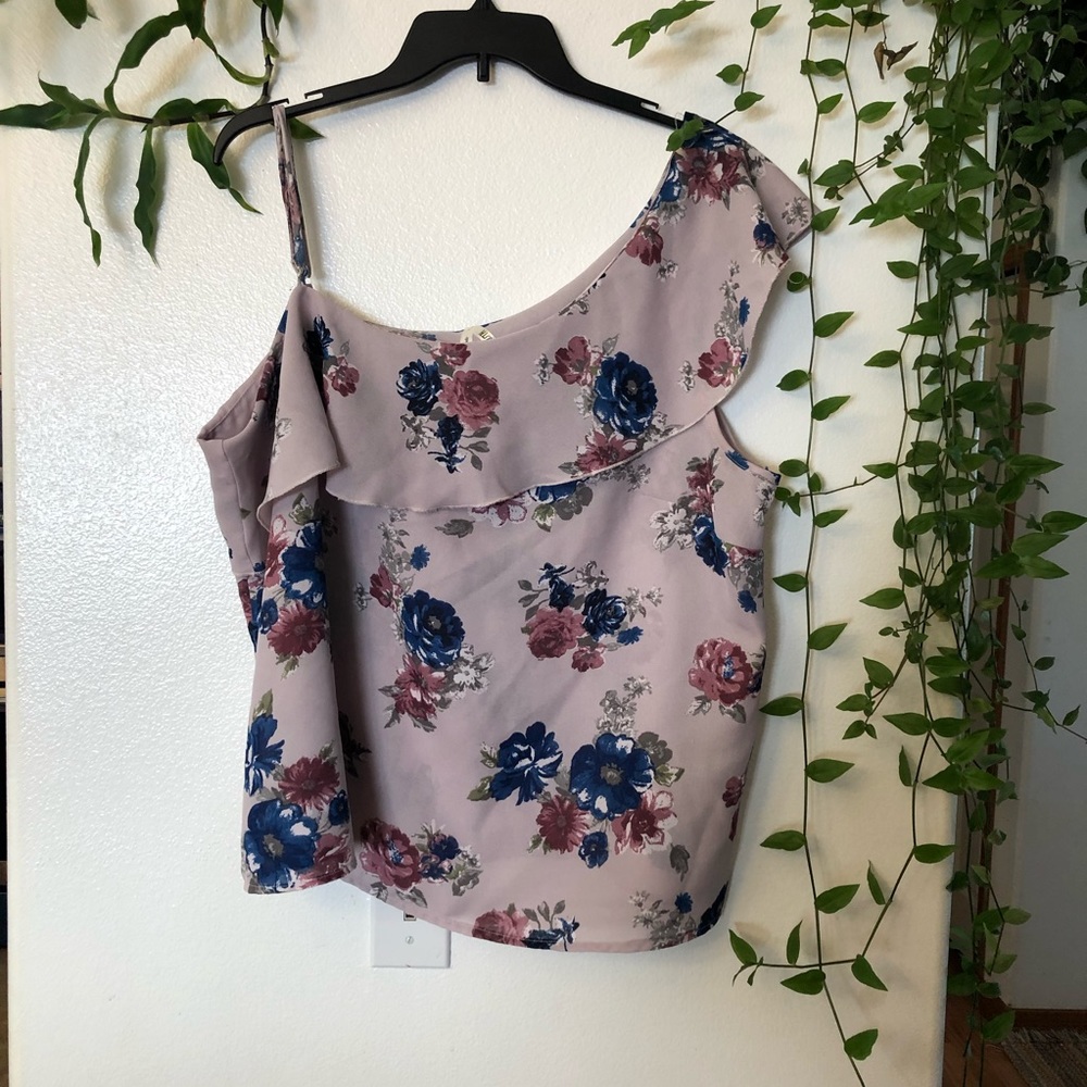 Live 4 truth top